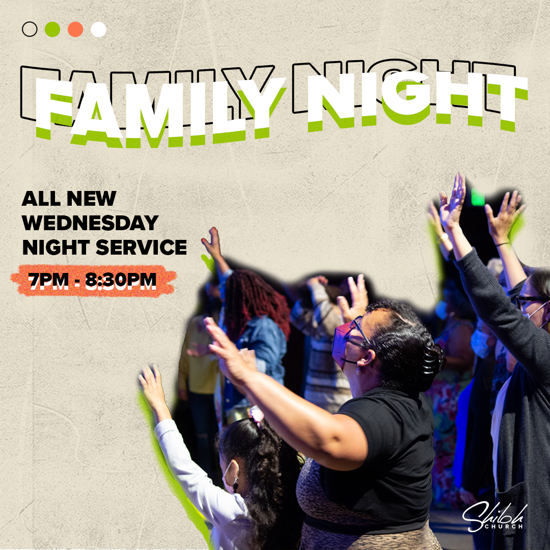 Family-Niht-SquareArtboard-1